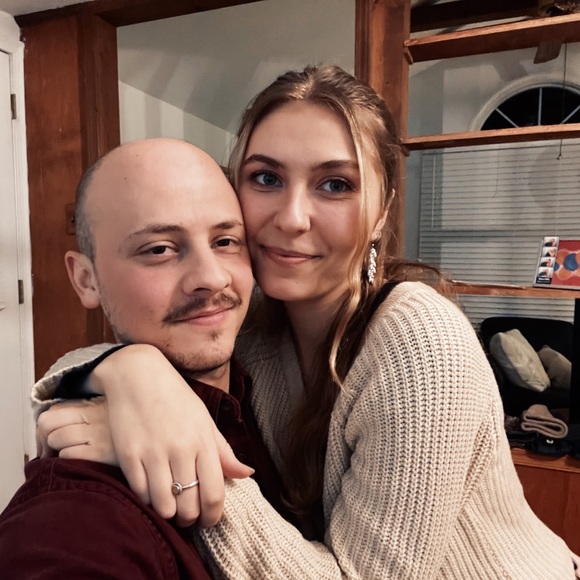 Meet your Posher, Tessa - Picture 1 of 1